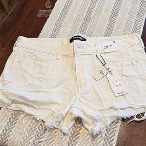 Express Women's Cream Distressed Jean Shorts